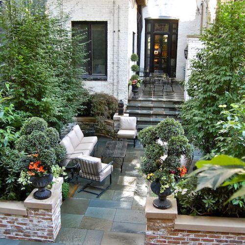Gold Coast Privacy - Chicago Landscaping Project