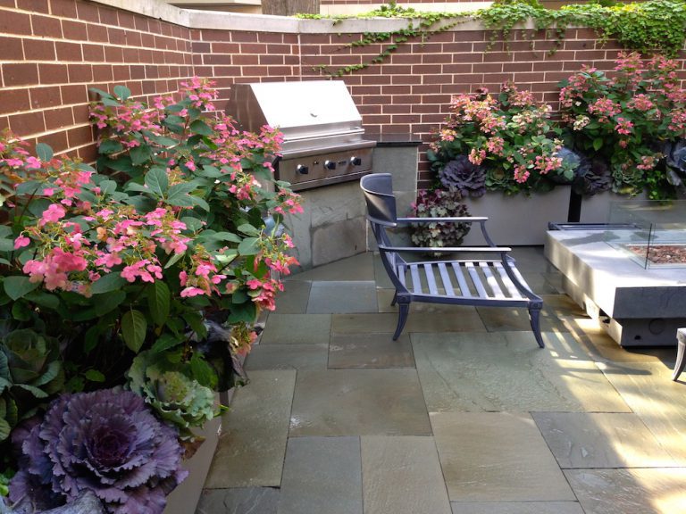 Outdoor Kitchen