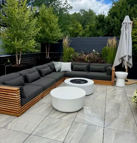 Bi-Level Luxury - Chicago Landscape Design