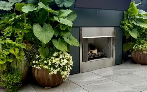 Bi-Level Luxury - Chicago Landscape Design